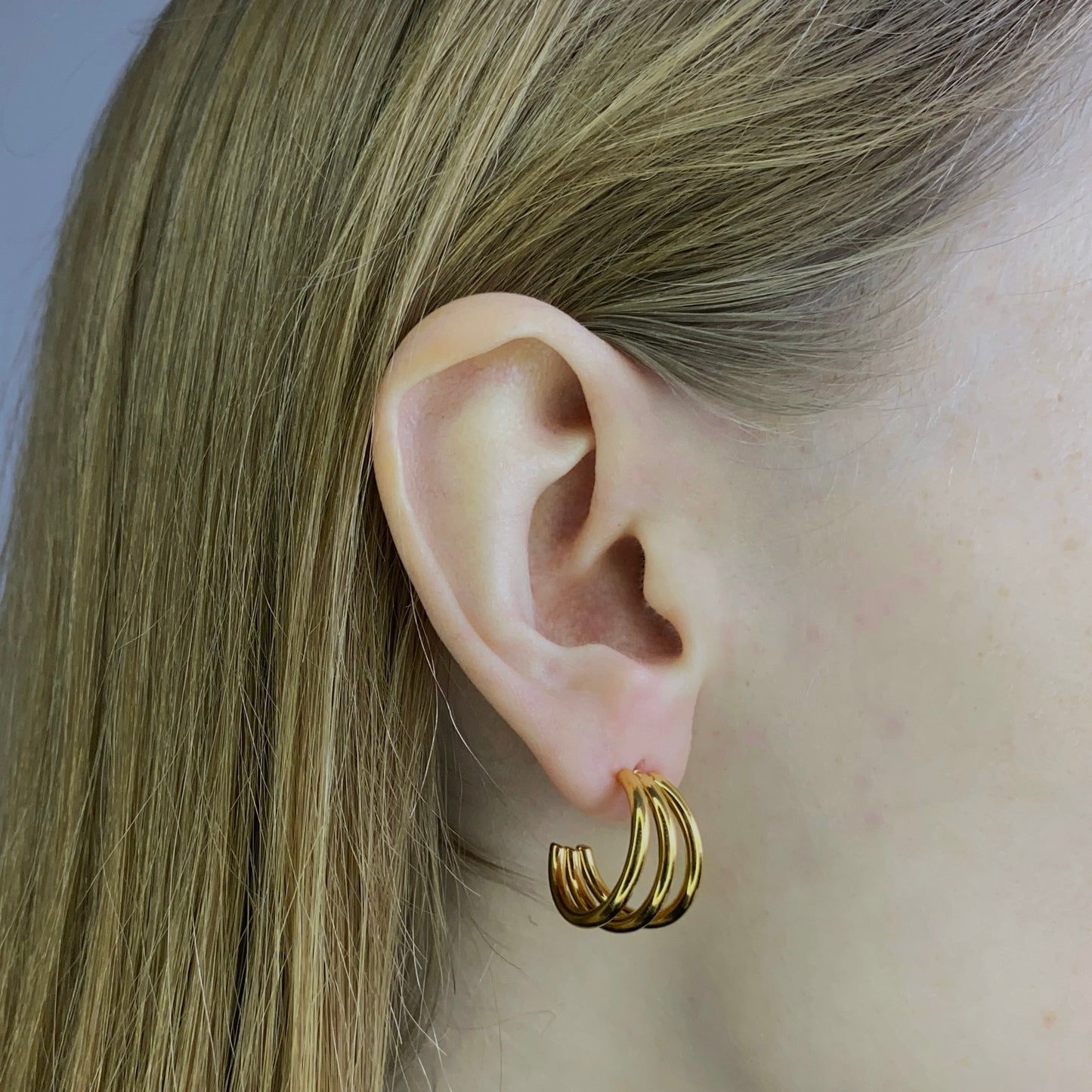 Auksuoti auskarai "Triple Hoops"