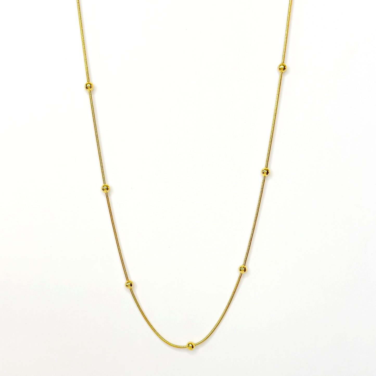 Auksuota kolje su burbuliukais