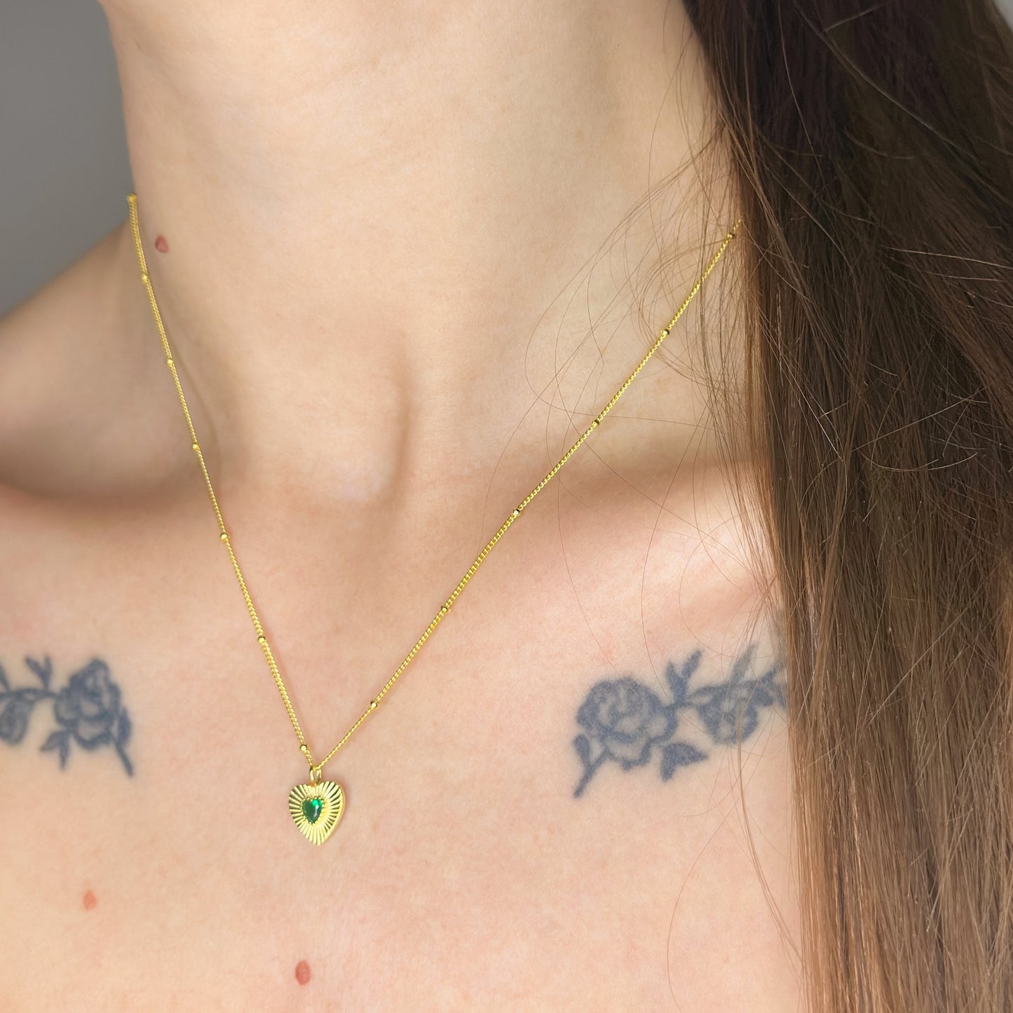 Sidabrinė širdelė su žaliu cirkoniu ir grandinėle