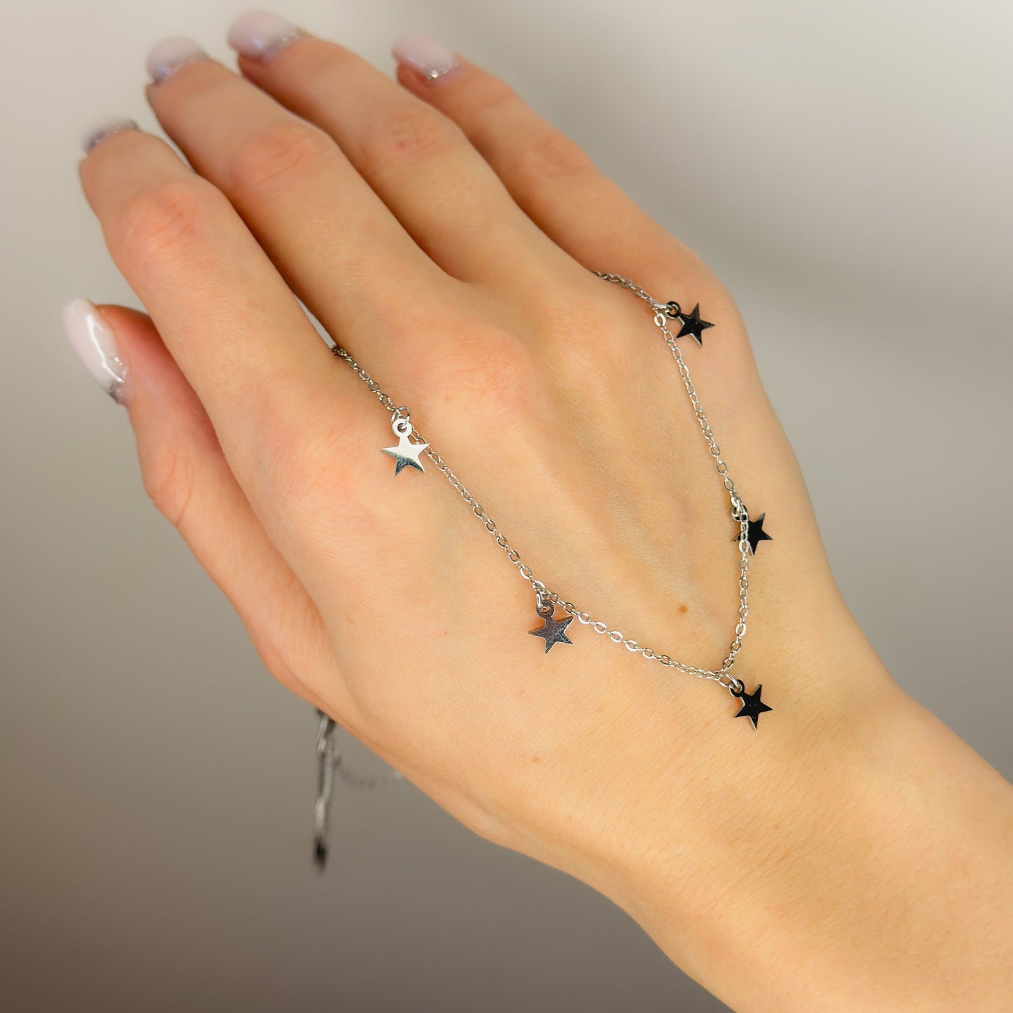 Grandinėlė su žvaigždutėmis