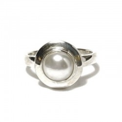 perlas ¦ sidabrinis žiedas su tikro perlo apvalia akute