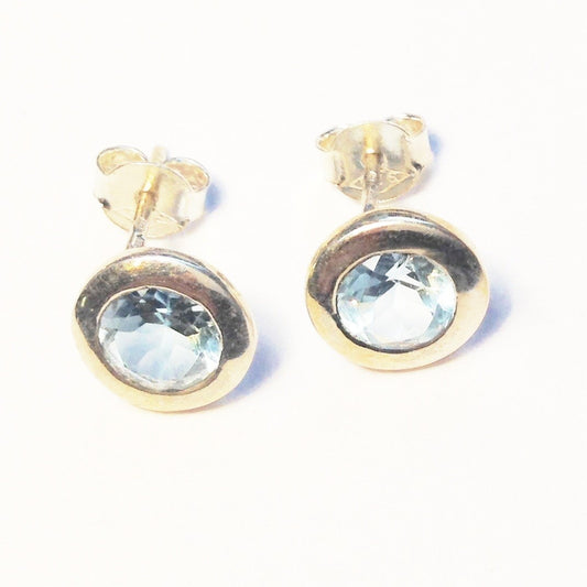 Sterling Silver Round Blue Topaz Studs