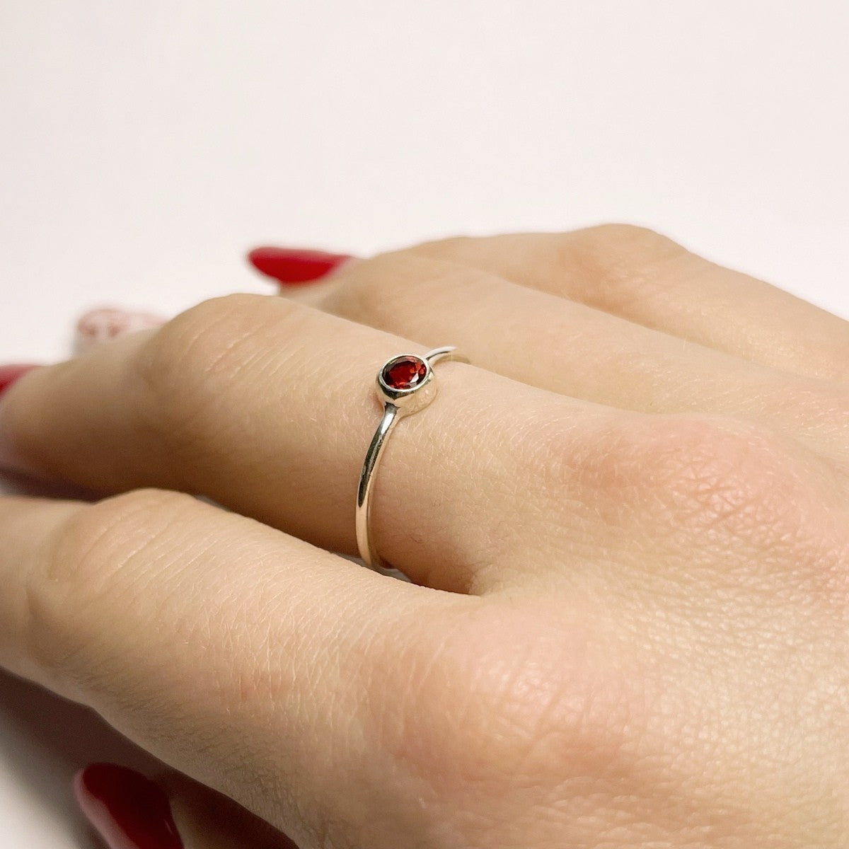 Sterling Silver Minimalist Garnet Ring