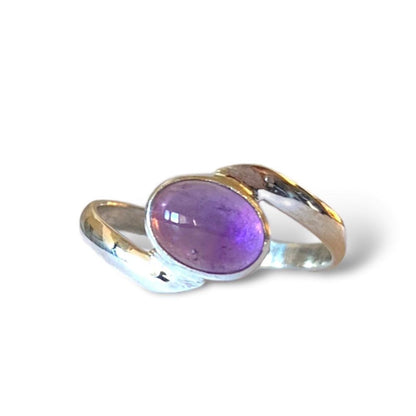 Sterling Silver Oval Amethyst Ring