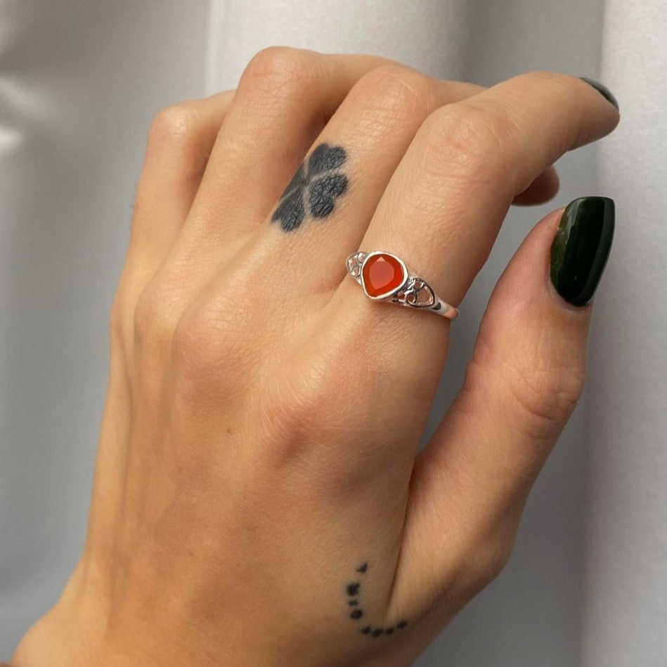 Carnelian stone silver ring