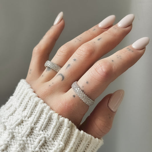 Sidabrinis žiedas su 3 eilėmis cirkonių