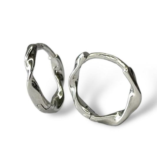 Sidabrinės rodžiuotos 1,3cm suktos rinkutės