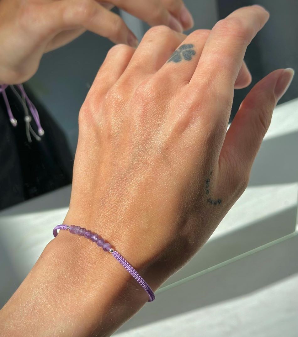 Amethyst Thread Bracelet