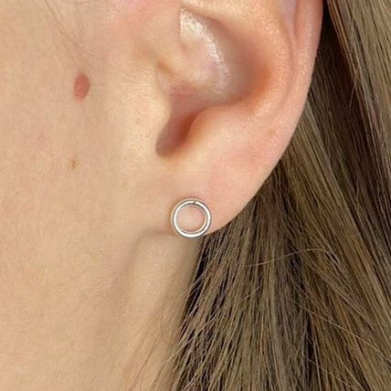 Sidabriniai apvalūs auskariukai