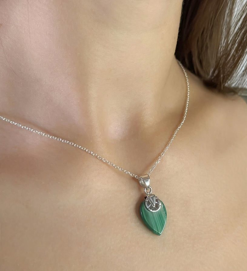 Sterling Silver Malachite Pendant Necklace
