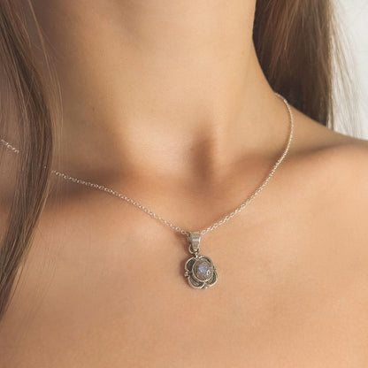 Sterling Silver Labradorite Flower Pendant Necklace