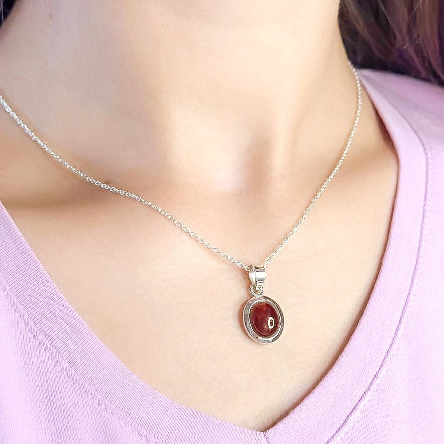 Sterling Silver Oval Garnet Pendant Necklace