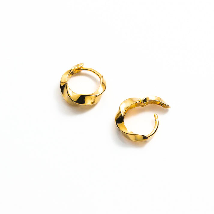 Sidabrinės 1,1cm suktos rinkutės