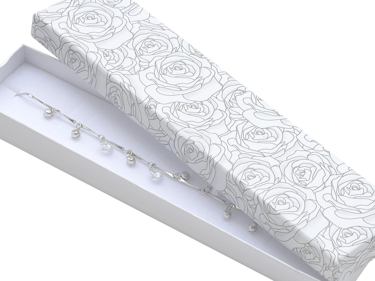 Įvairių spalvų pailgos dėžutės grandinėlėms ar apyrankėms