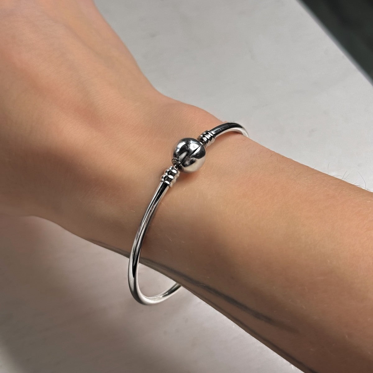 Sterling Silver Rhodium Plated Round Bracelet