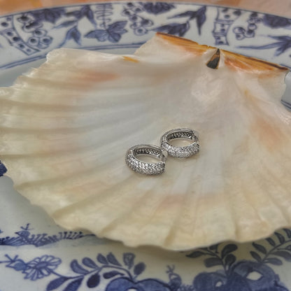 1,5cm sidabrinės rinkutės su 5 cirkonių eilėmis