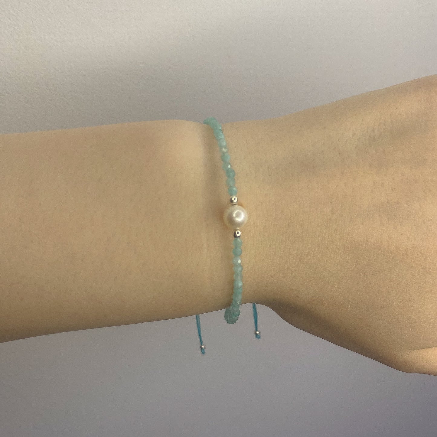 Thread Bracelet with Pearl and Aquamarine Stones