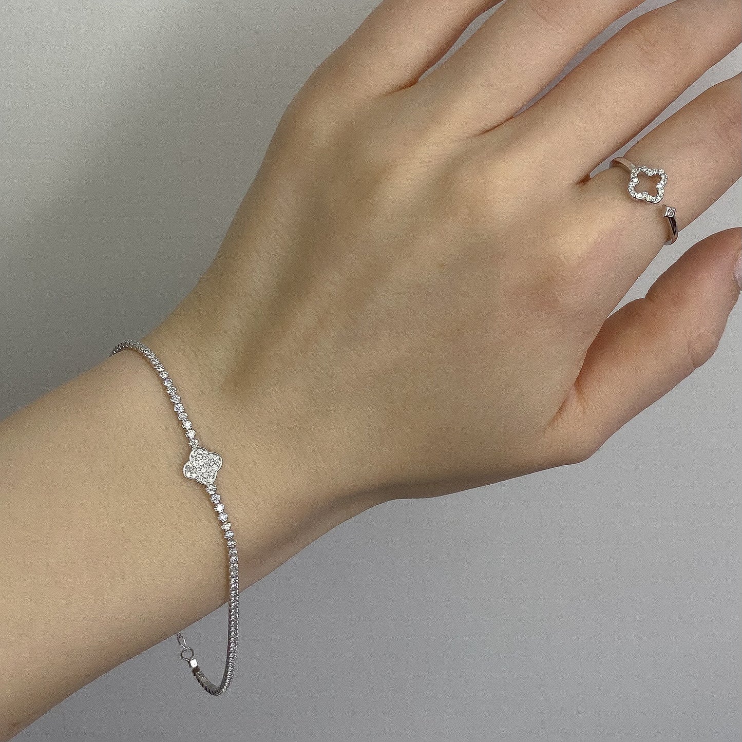 Sterling Silver Rhodium Plated Clover Tennis Bracelet