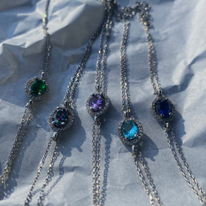 Sidabrinė rodžiuota apyrankė su ovaliu žydru cirkoniu