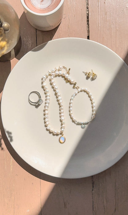 Moonstone Pendant Freshwater Pearl Necklace