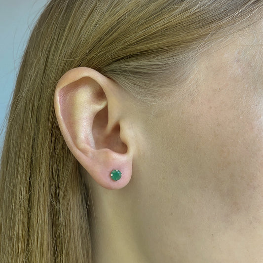 3-7 mm žalios spalvos auskarai