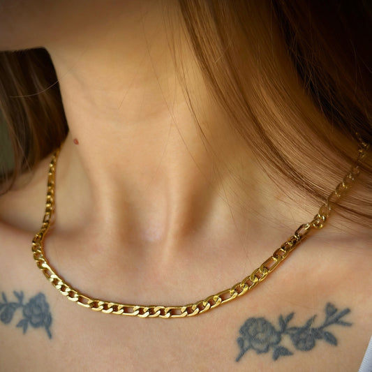 5mm pločio auksuota grandinėlė "Figaro"