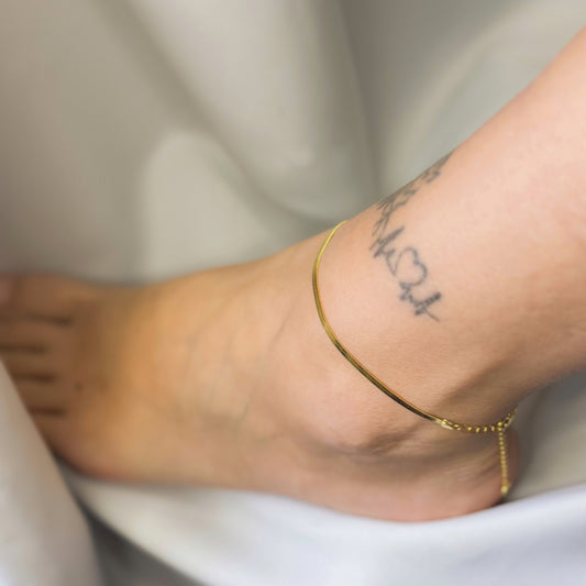 Sidabrinė grandinėlė ant kojos Flat chain