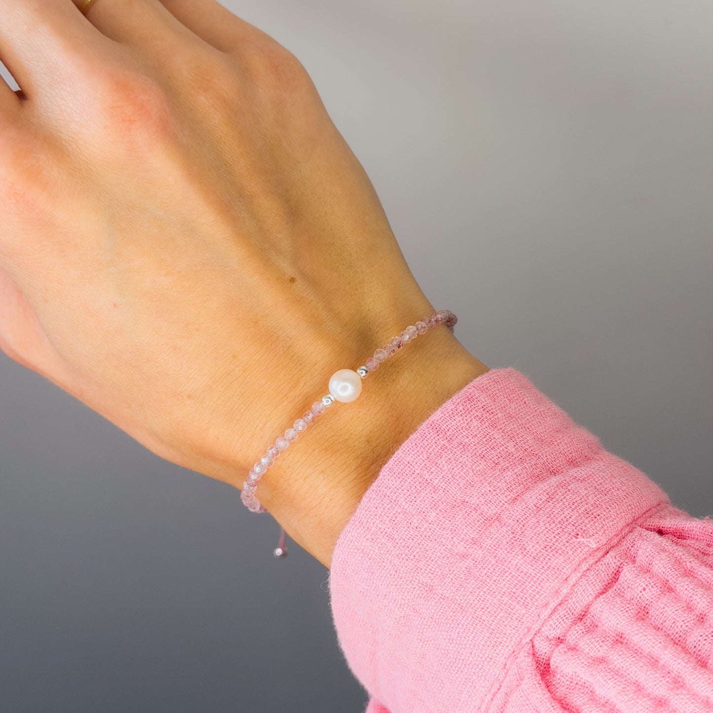 Thread Bracelet with Pearl and Rose Quartz Stones