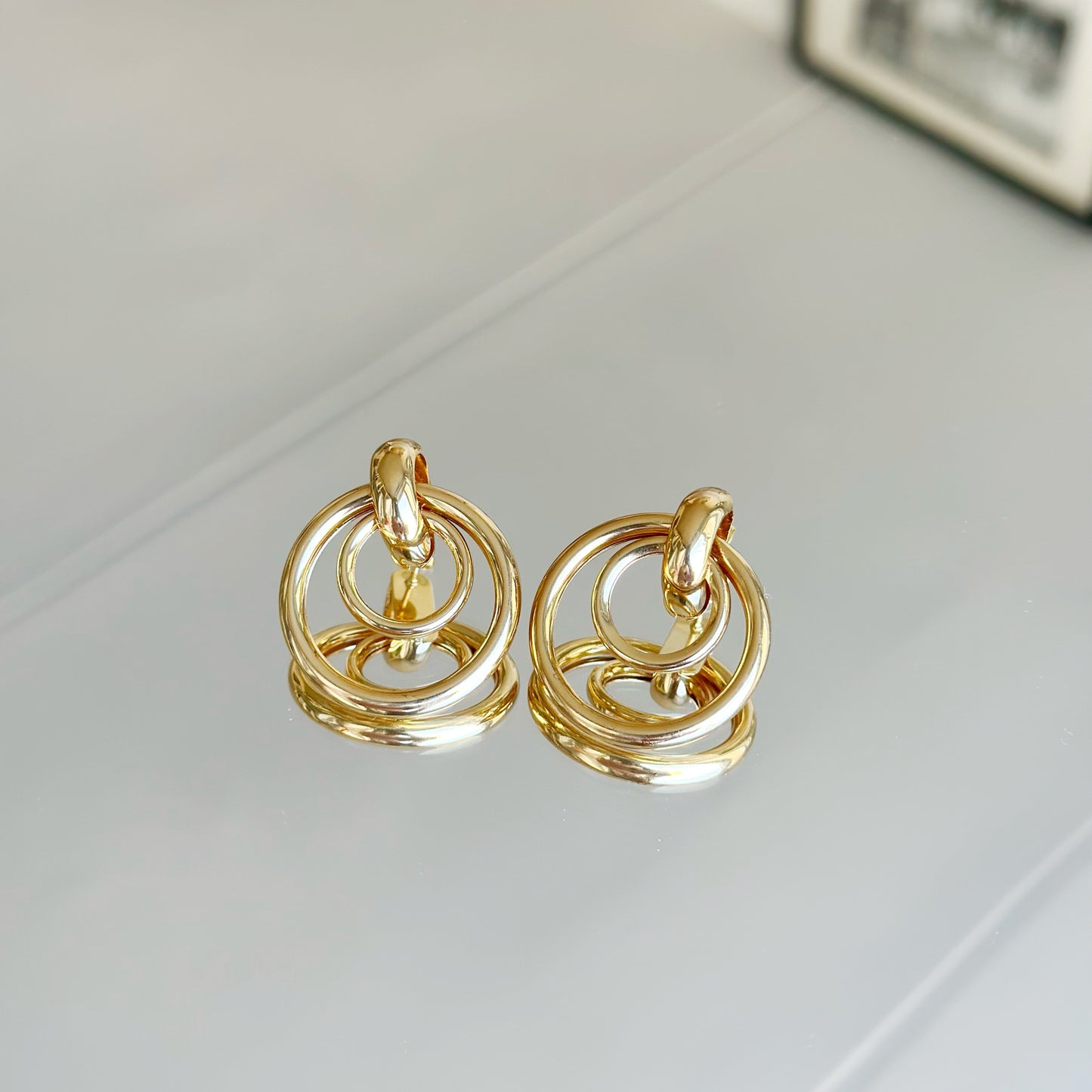 Auksuoti auskarai "Molten Layers"