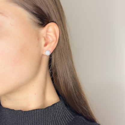 Sidabriniai rodžiuoti auskarai su apvaliu cirkoniu