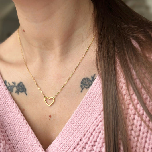 Auksuota širdutė su grandinėle