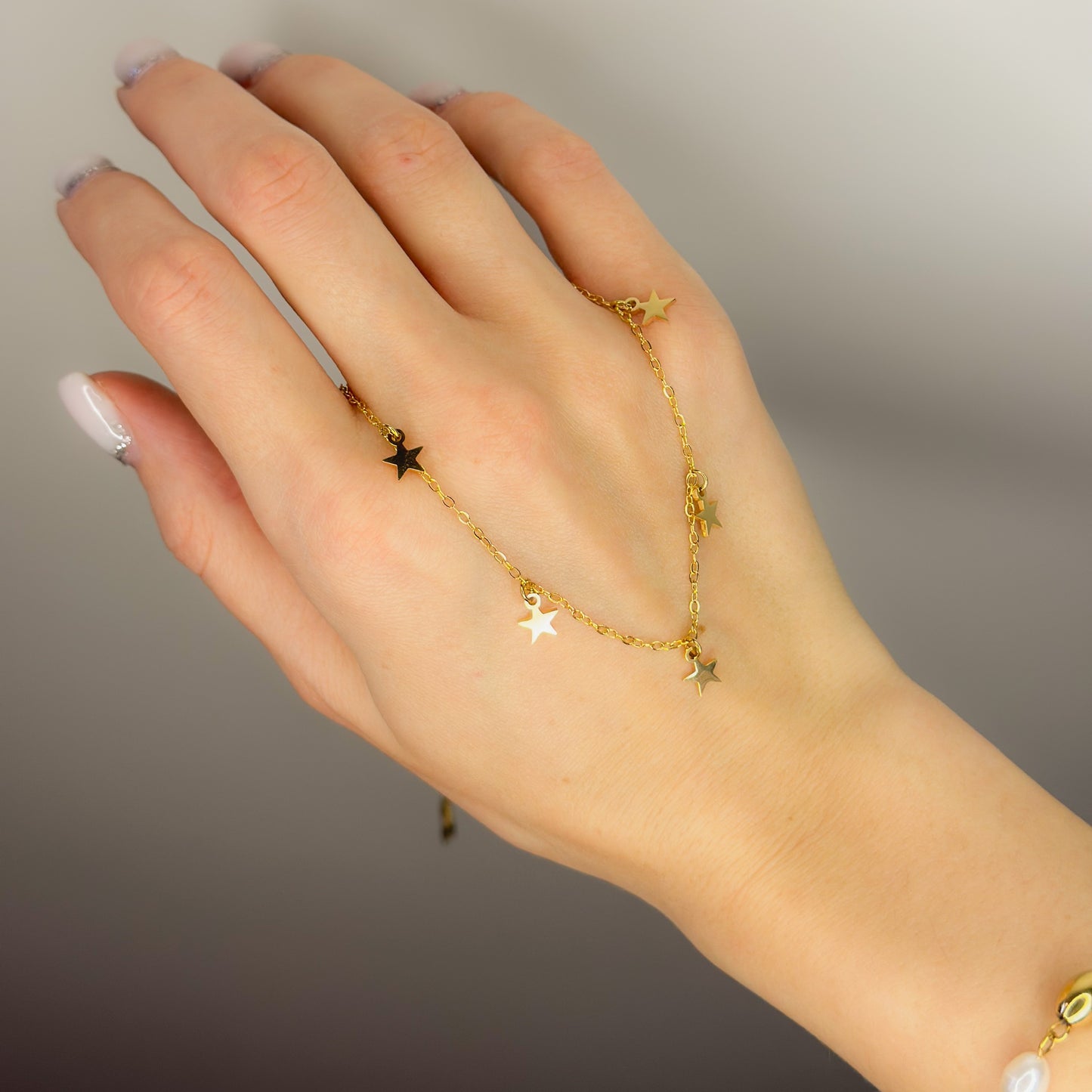 Grandinėlė su žvaigždutėmis