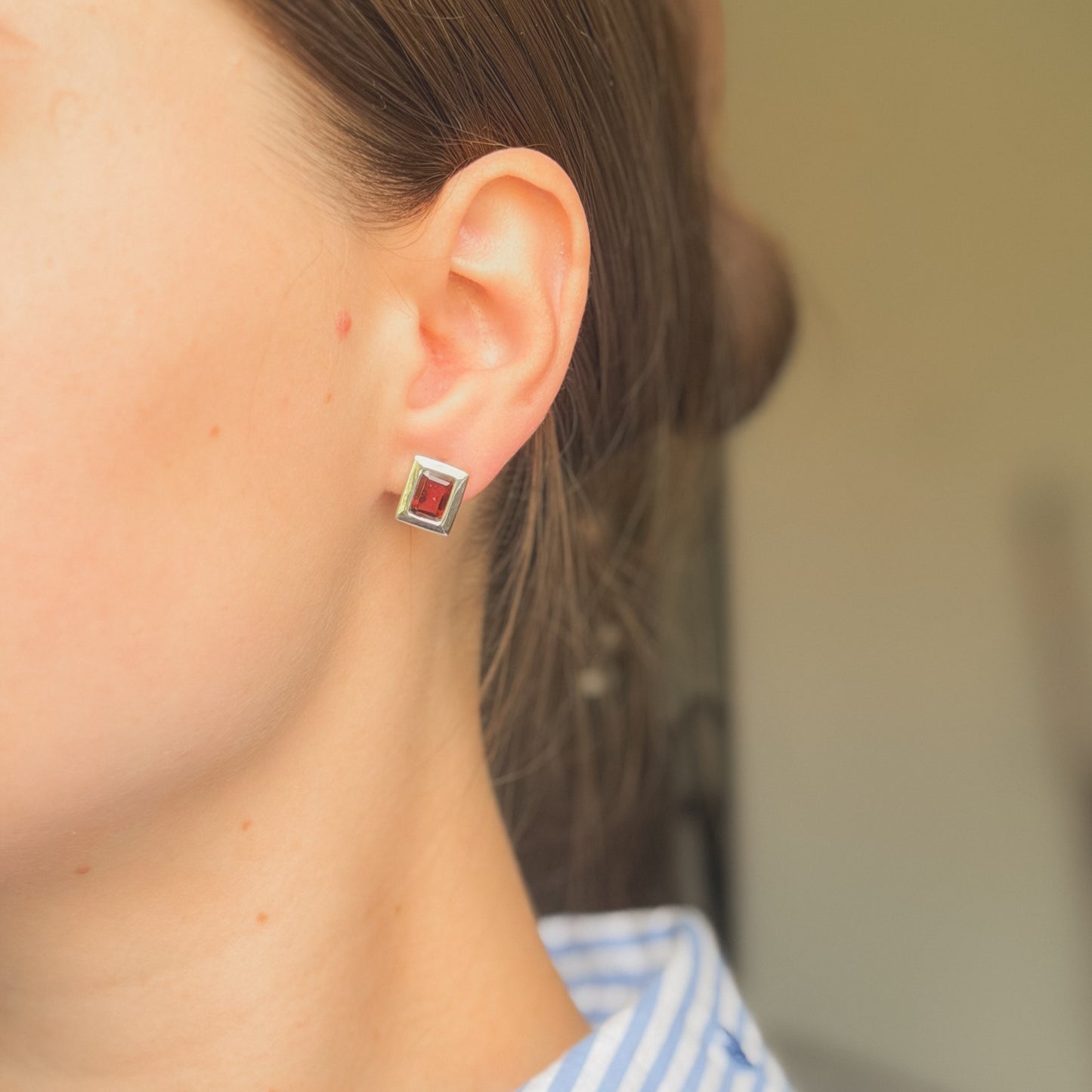 Sterling Silver Garnet Square Studs