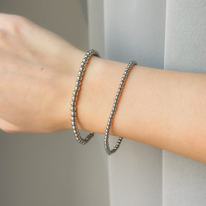 Plieninė apyrankė su burbuliukais