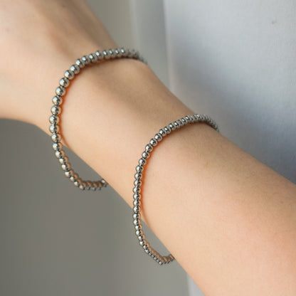 Plieninė apyrankė su burbuliukais