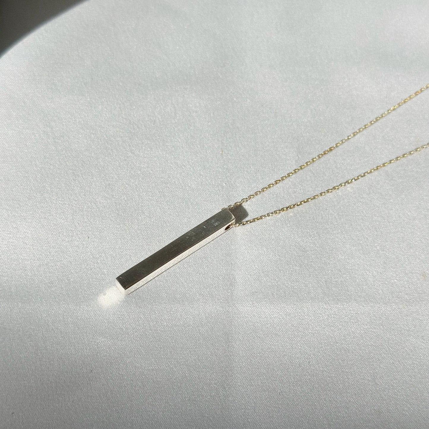 Sidabrinis auksuotas pakabukas "Stick Necklace" su grandinėle
