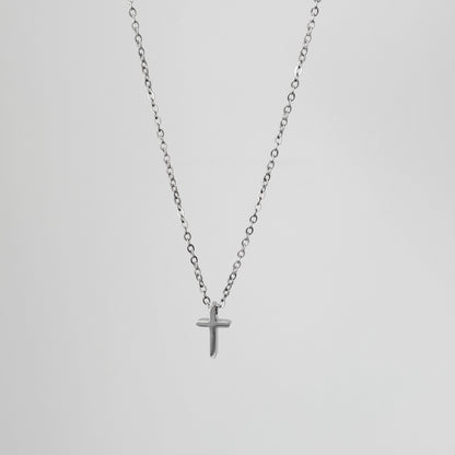 Minimalistinis kryželis su grandinėle